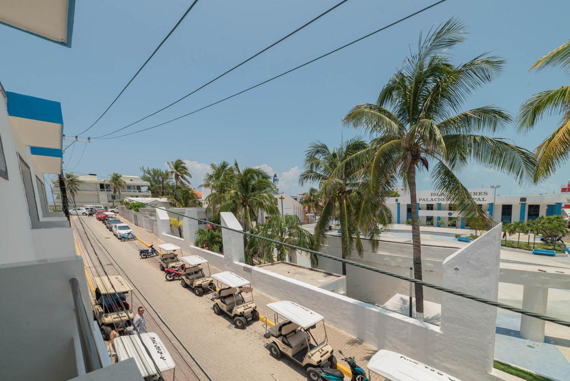 Hotel La Triguena Isla Mujeres Dış mekan fotoğraf